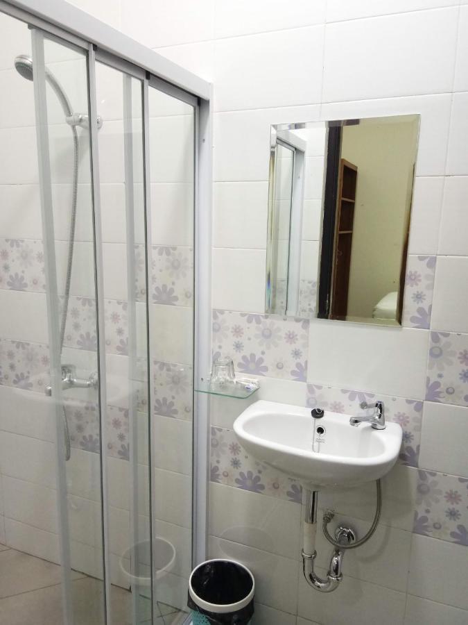 Clean & Comfort Homestay Ambon Exterior photo